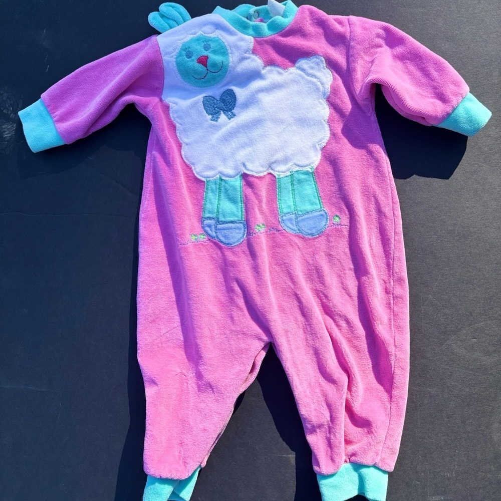 Vintage 90s lamb sleeper